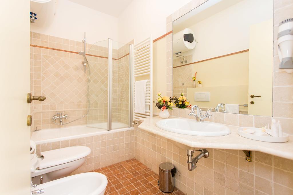 Appartement Palazzo Gentili à San Severino Marche Extérieur photo
