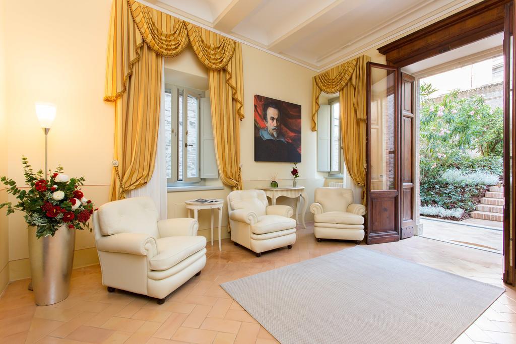Appartement Palazzo Gentili à San Severino Marche Extérieur photo