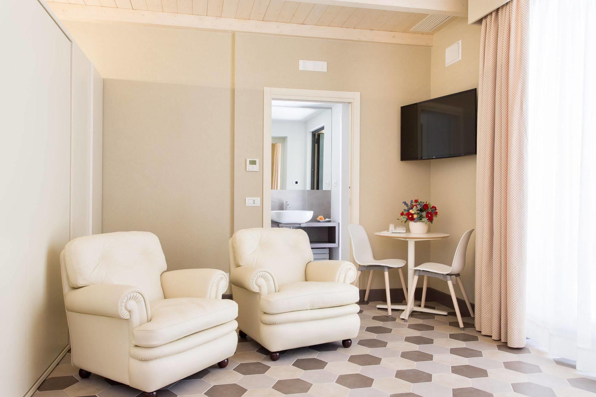 Appartement Palazzo Gentili à San Severino Marche Extérieur photo