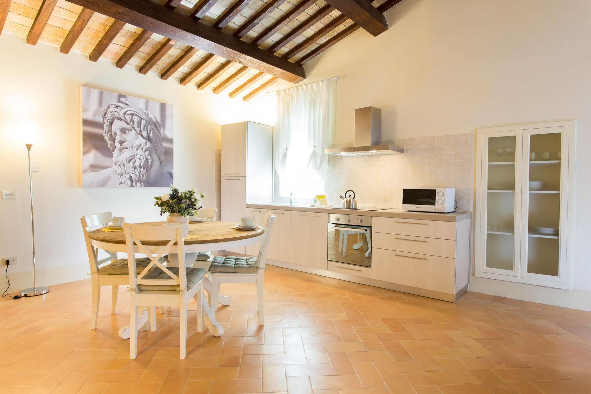 Appartement Palazzo Gentili à San Severino Marche Extérieur photo