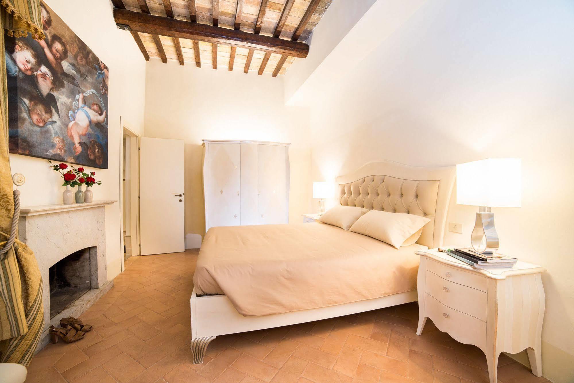Appartement Palazzo Gentili à San Severino Marche Extérieur photo